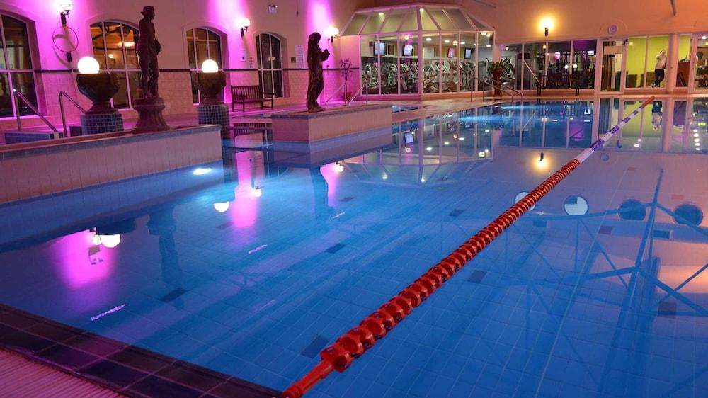 فندق Treacys West County Conference And Leisure Centre اينيس المظهر الخارجي الصورة